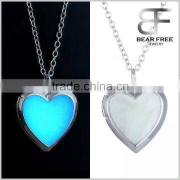 Bear Free Jewelry Glow in the Dark Classic Heart Locket Shaped Pendant Necklace