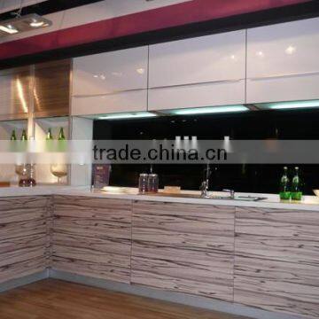 Acrylic Door Panel Kitchen Cabinet with Customized Countertop