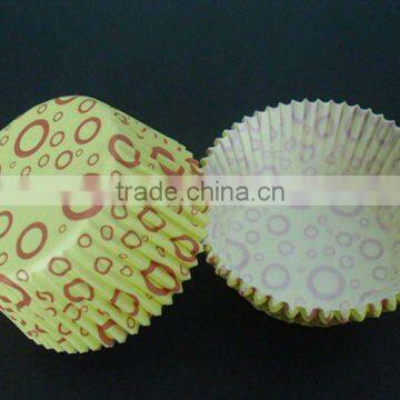 Yellow Dots Greaseproof Paper Cakecup Baking Cups for Baby Showers