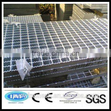 Hot Dip Galvanized Steel Grating photo-2