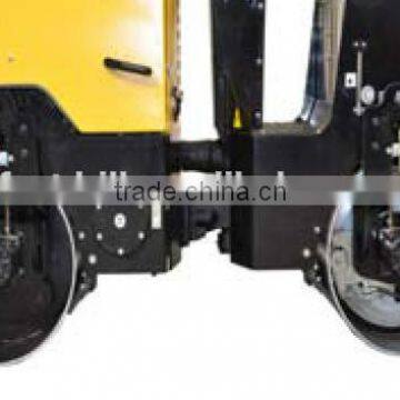 YL51C CE Certificate New Types Ride-On Hydraulic Double Drums Road Roller With Honda Engine photo-2