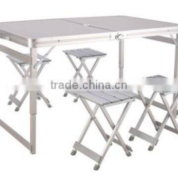 portable aluminum folding table