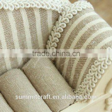 European Unique Sofa Resin Jewelry Ring Display photo-2