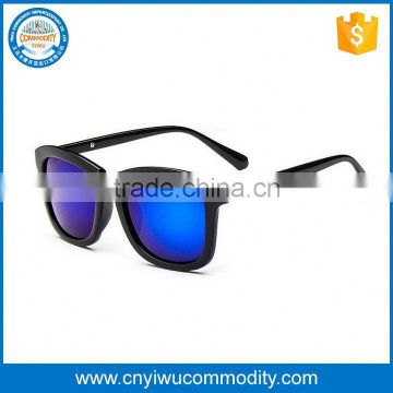 Fashion black maple wooded frame temples sunglasses tac polarized lens