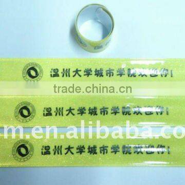 Plastic reflective slap wrap/slap bracelet