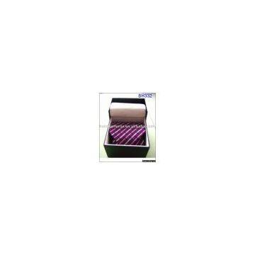 tie box