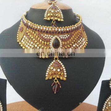 INDIAN JEWELRY SET