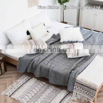 Home Decor luxury unique design cotton off white handmade tufted bar table runner