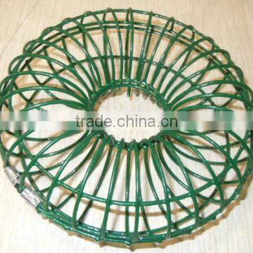 Metal round outdoor bird feeders