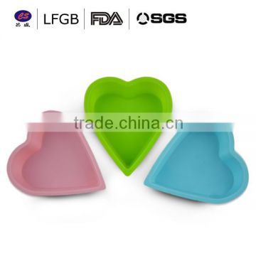 fashionable customized mini heart shape siilicone cake mould