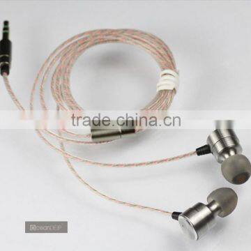 new product fashion headphone earbud made in China