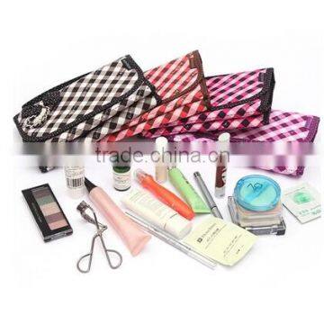 The portable travel cosmetic bag