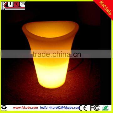 Rechargeable LED Illuminated Plastic Ice Bucket for Champagne