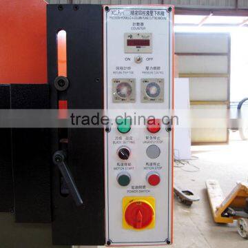 Precision Four-column Hydraulic Index Tab Die Cutting Machine photo-2