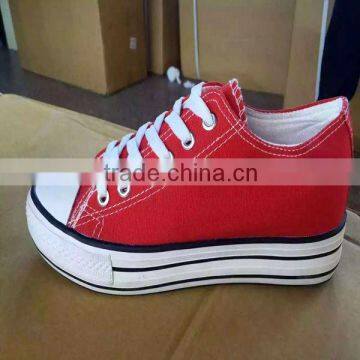 Trade Assurance Wholesale Stock Low Price Men Canvas Shoes High Quality $1.5 Dollar Shoes