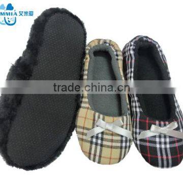 Woman And Girl Cheap Dotted Fabric Soft Sole Dance/balletshoes And Slippers