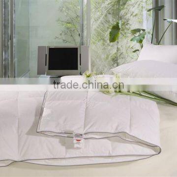 70% White Duck Down Four Season Duvet