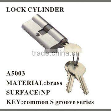 solid brass cylinder lock with 3pcs iron keys