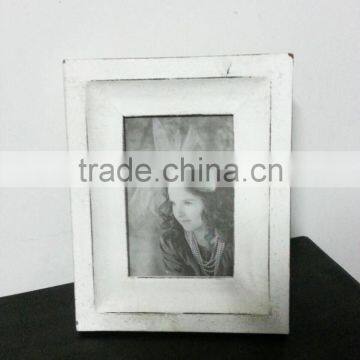 Cheap Wholesale Antique White Wooden Photo Picture Frame