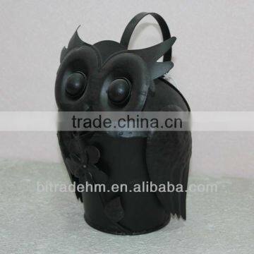 garden metal owl watering can