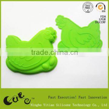 Heat resistant hen shape Anti slip silicon mat FDA food grade