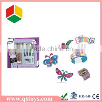 Cosmetic toy magic paster and bracelet set in color box