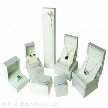 OUTOP Packaging Custom Logo Printed Jewelry Packaging Box With Velvet Paper Jewelry Box Drawer Boxes photo-3