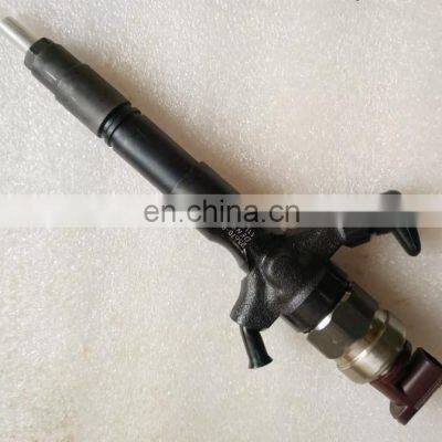 23670-30440 Fuel Injector Den-so Original In Stock Common Rail Injector 2367030440