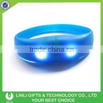 Led Motion Activated Light Up Silicone Bracelet