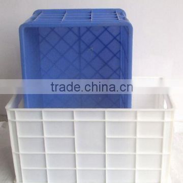 plastic crate P-001