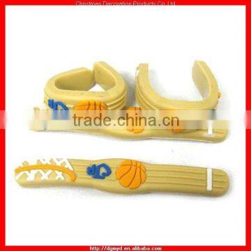 Sport items soft PVC finger ring with bendy wire for basketball (MYD-0930)