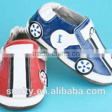 Cheap Soft Sole Real Baby Leather Shoes With Wheel in Car Shape