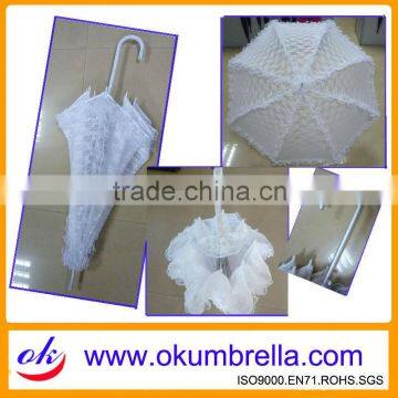 Straight white umbrella flower umbrella with lace decoration