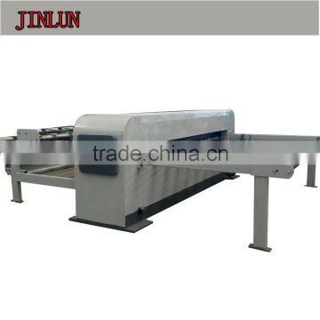 Wood veneer clipper machine for cutting veneer