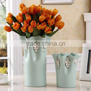 China wholesale antique white pigmented flower design ceramic vase for home decoration