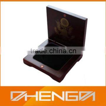Hotsale Customized Made-in-China Wine Color Ears Packaging Leather Box(ZDJ13-P012)