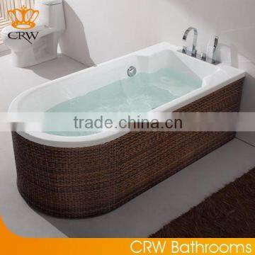 CRW DB50 Round Wooden Bathtub With Rattan Skirt