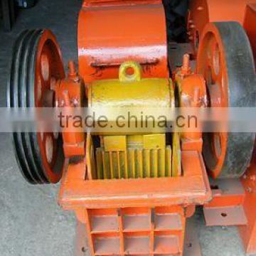 Swing Crushing machine