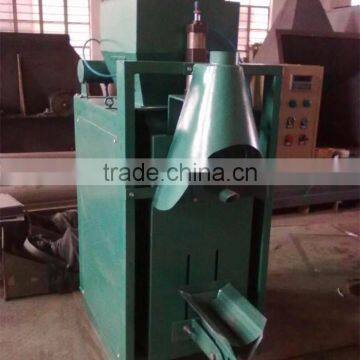 High Precision Pneumatic 0.2% Valve Bag Titanium Pigment Powder Packing Machine photo-3