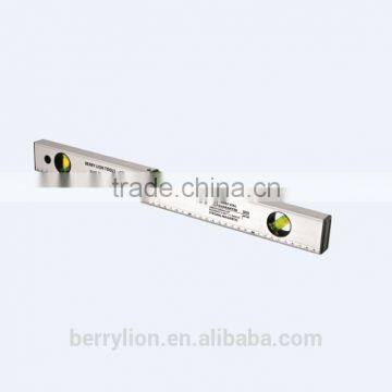 Berrylion Alloy Steel Spirit Level 300-1200mm Spirit Level With Light photo-3