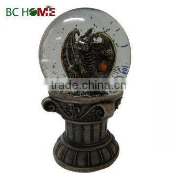 2015 New design Halloween Gargoyle snow globe