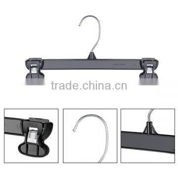 China Factory Plastic Bulk Clothes Hanger photo-3