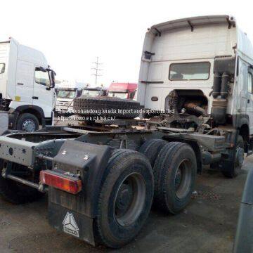 6x4 Sinotruk Howo Tractor for Sale ZZ4257N3247A photo-5