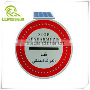 Wholesale IP67 waterproof solar power outdoor LED traffic sign customized available