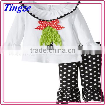 Hot selling new design funny comfortable cotton child clothes set christmas baby clothes TR-CA41