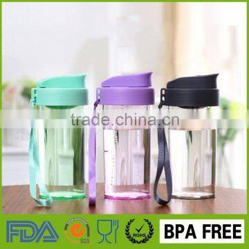 smart eco plastic heat resistant drinking water bottle with tea strainer filter