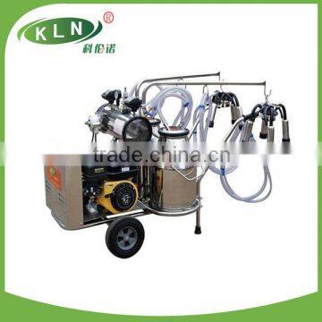 Electric and gasoline engine type cow milk sucking machine