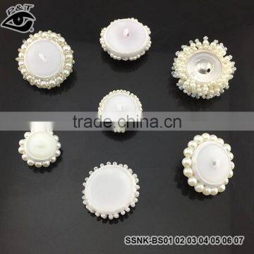 2017 New Fashion Sew On White Pearl Button Flower Button For Decoration photo-2