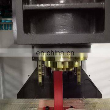 High Precision Vertical Cnc Milling Machine With Good Price VM850