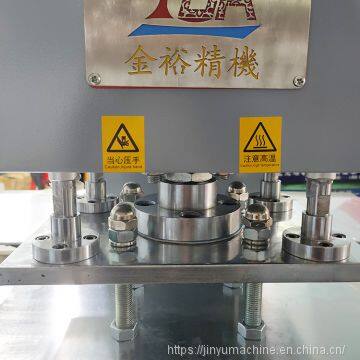 Small Plastic Silicone Label Machine Factory for Tshirts photo-2